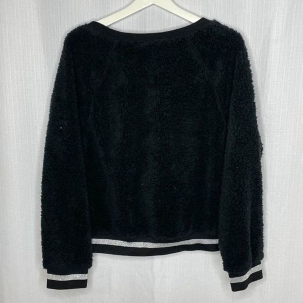 1.State Black Nubby Pullover Top‎